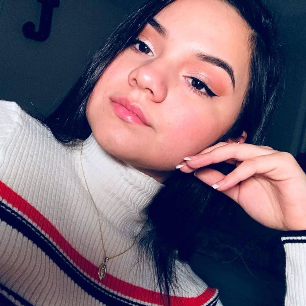 Meet your Posher, Julie